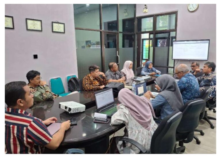 Menuju Akreditasi: FST adakan Rapat Persiapan Assessment Lapangan Program Studi Teknologi Informasi
