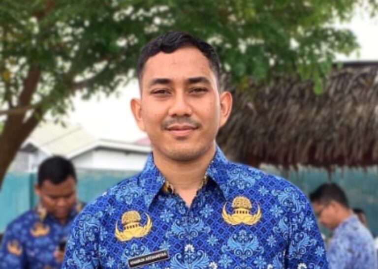 Alumni Prodi Teknologi Informasi Fakultas Sains dan Teknologi: Berkarier sebagai Guru di SMKN 1 Al Mubarkeya