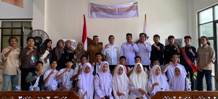 Himpunan Mahasiswa Arsitektur FST UIN Ar-Raniry Gelar Architecture Exhibition 2025, Rektor Resmi Buka Acara