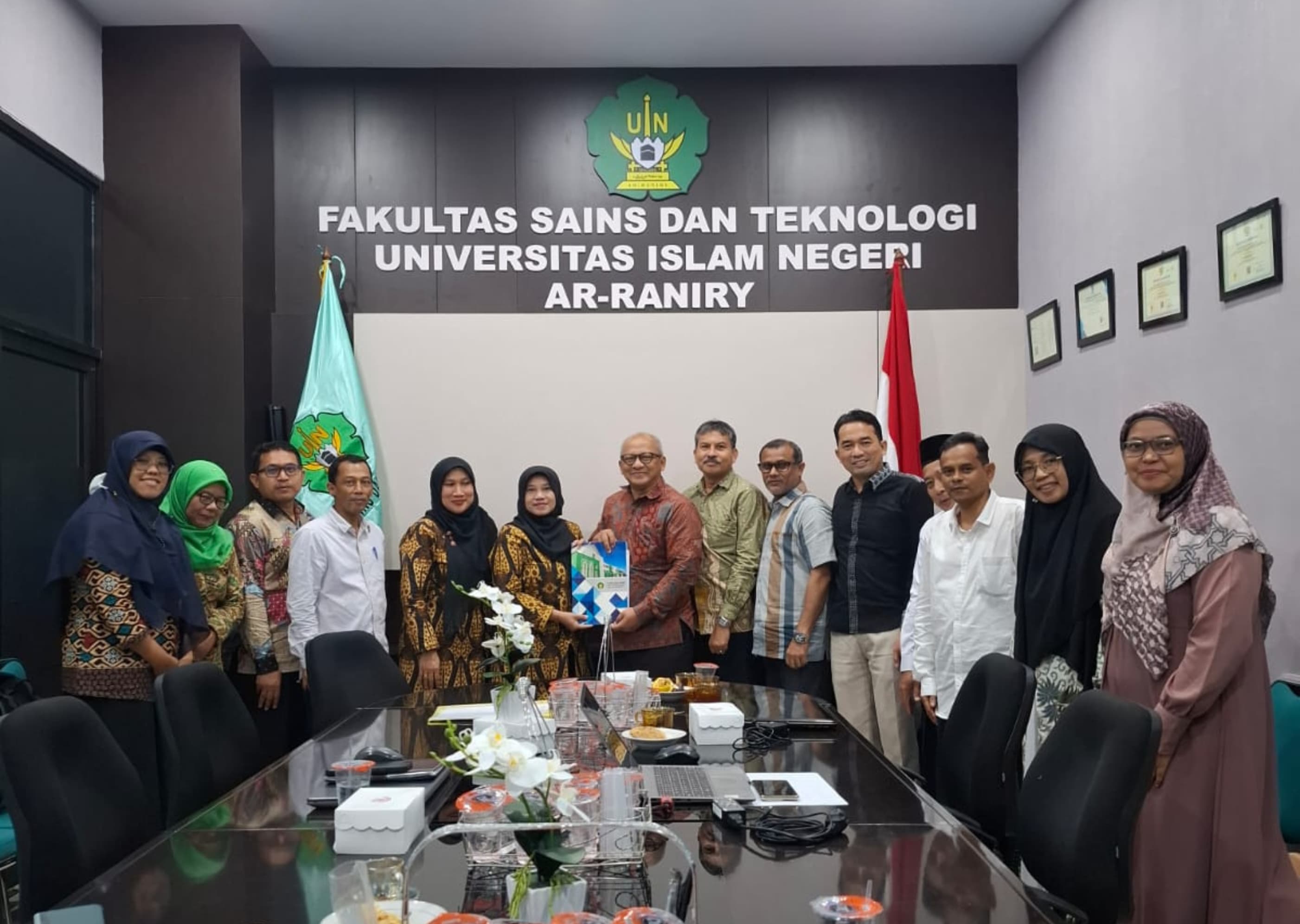 Resmi Ditutup, Asesmen Prodi Kimia FST UIN Ar-Raniry Berakhir Sukses sampai Tahap Akhir